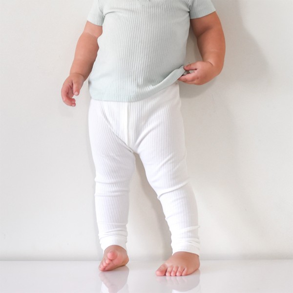 Baby beige ribbed leggings – Newbie